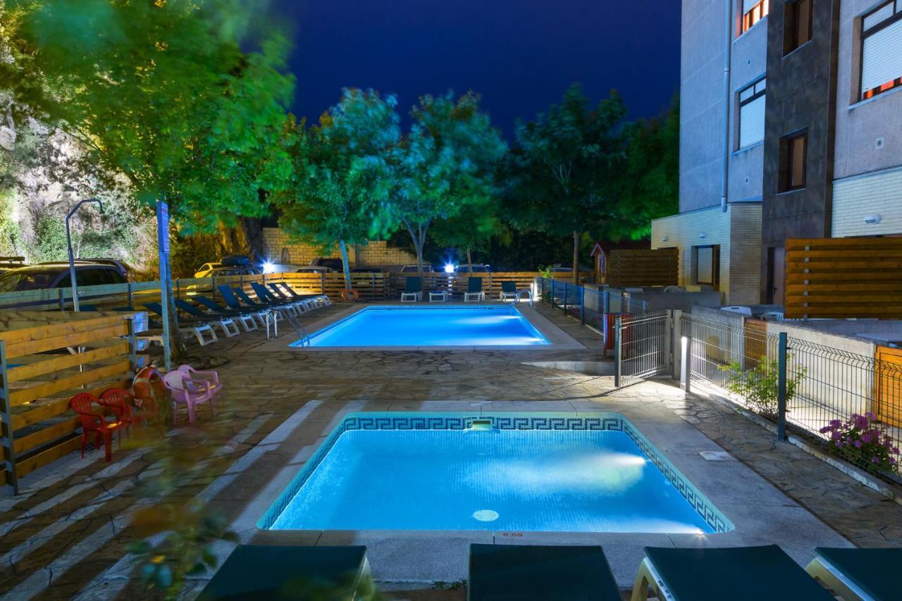 Apartamentos Los Arces Isla Exterior foto